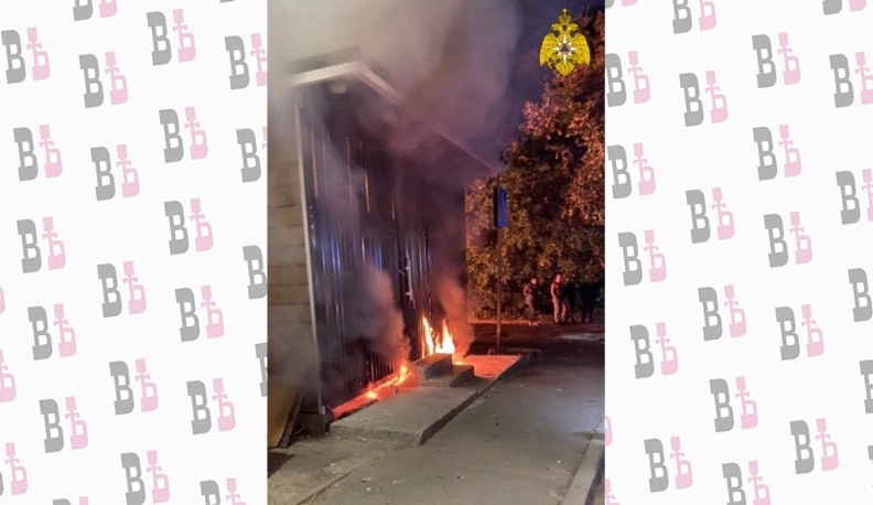 В Калуге на Терепце подожгли торговый павильон