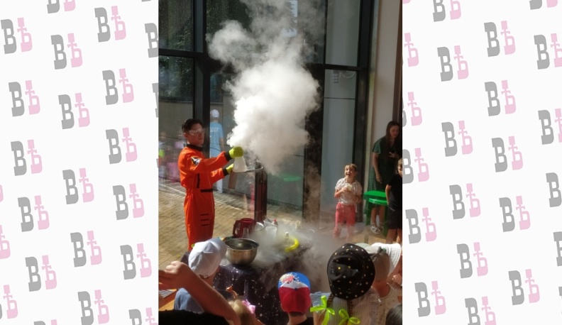 Играют все!