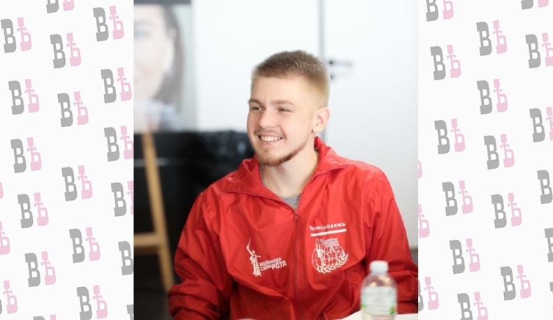 Алексей Клименко прокомментировал работу волонтеров на прямой линии Президента