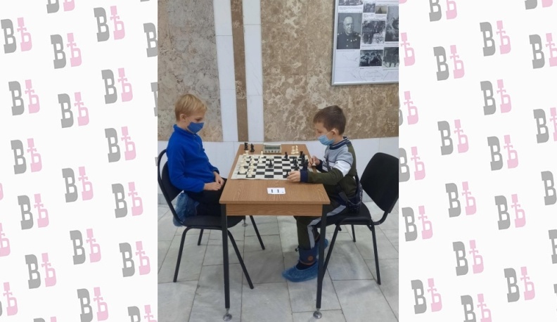 В Жукове состоялся турнир по быстрым шахматам