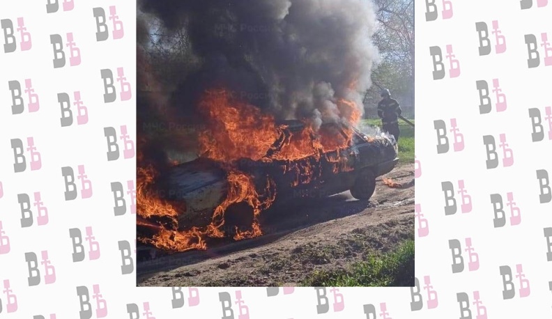 В калужском Кирове сгорела немецкая легковушка