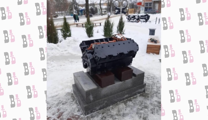 В комсомольском сквере в Калуге установили новый арт-объект