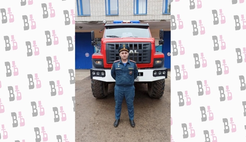 Пожарный с палубы сошёл на берег