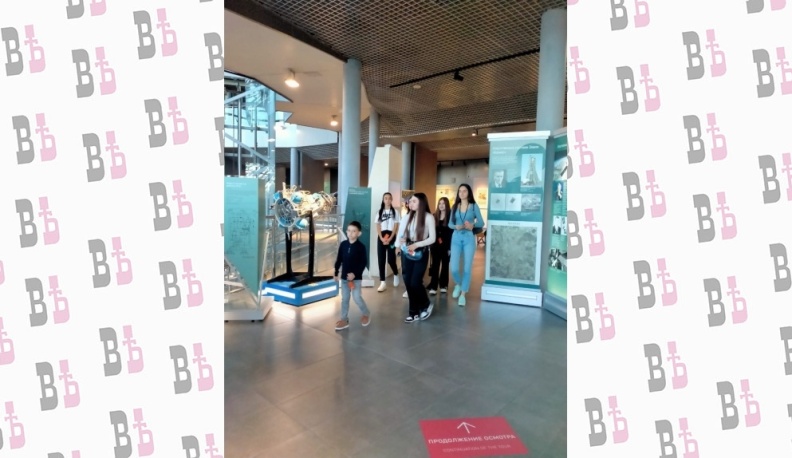 Для представителей армянской общины Калуги устроили экскурсию в новый корпус музея космонавтики