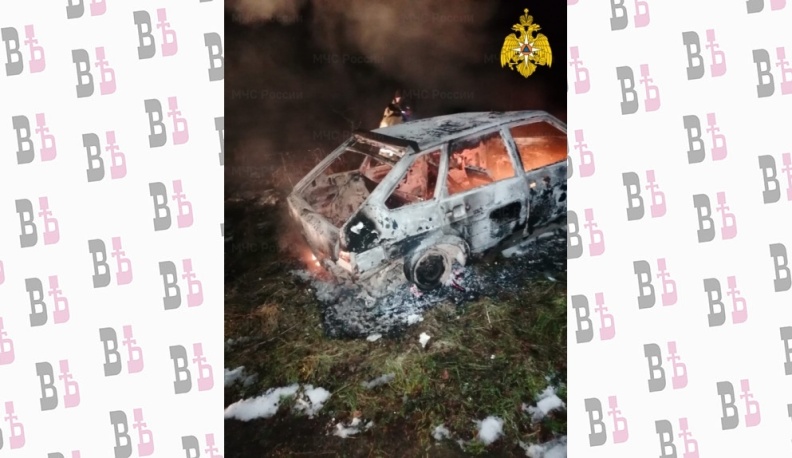 В Дзержинском районе сгорел автомобиль