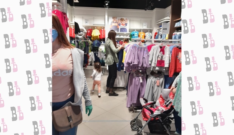 Калужский магазин в пандемию торговал одеждой и обувью 