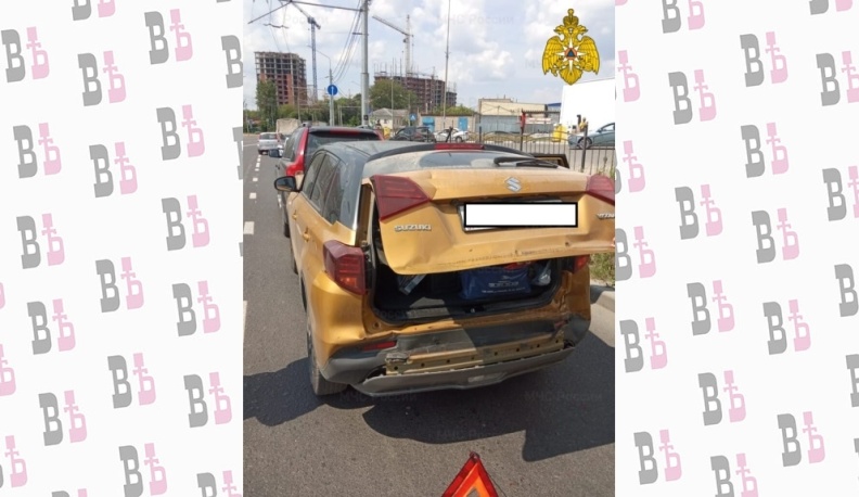 В тройном ДТП в Калуге пострадал человек