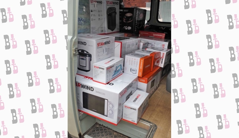 Сотрудники областной стоматологии собрали гуманитарную помощь жителям Донбасса и Луганска