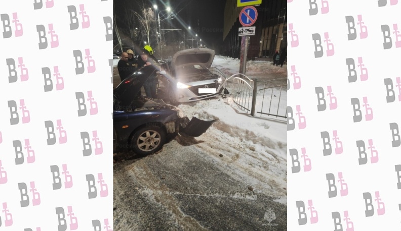 В столкновении двух иномарок в Калуге пострадал человек