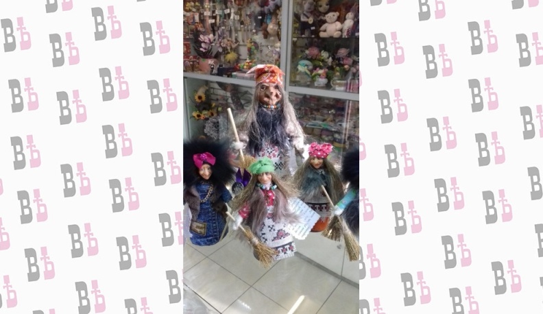 Кукол потеснили маски