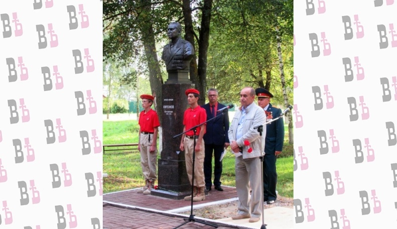 На аллее Славы в Бабынине появился бюст ещё одного воина-героя