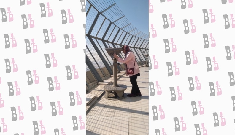 Не снимая платка