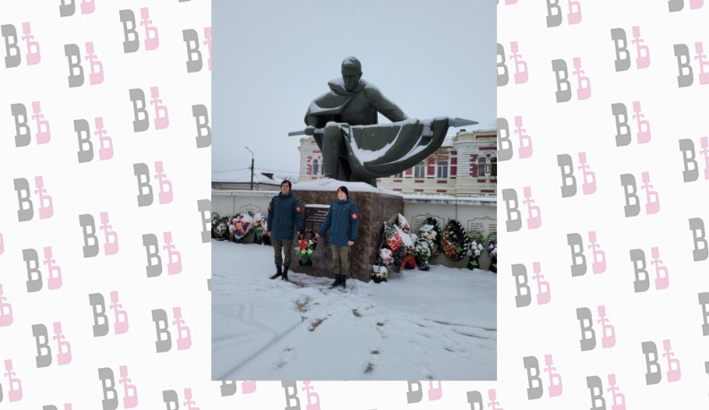 Перемышльские студенты почтили память героев-земляков