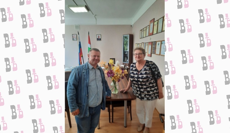 Саду искусств в Тарусе подарили цветочную поляну