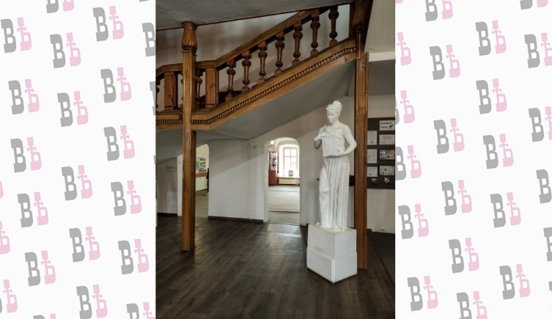 В Полотняном заводе открылась фотовыставка «Без масок»