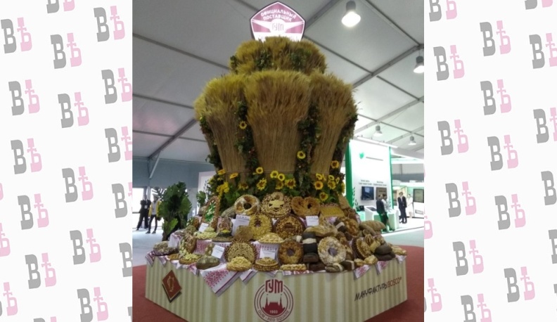 На калужской выставке ГУМ представил «Фонтан Дружбы Фермеров» из 135 тысяч колосьев