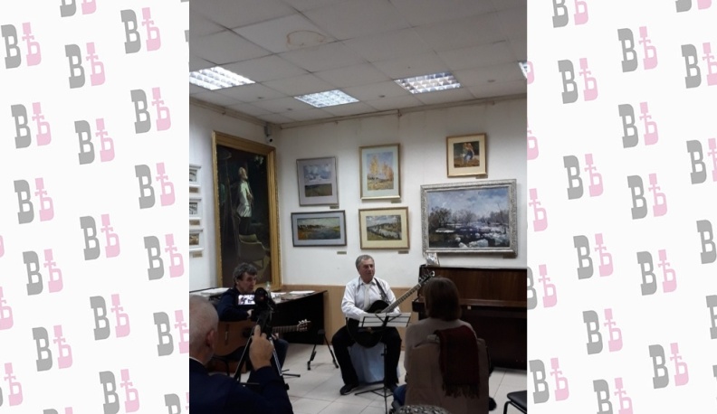 В Калуге прошел творческий вечер поэта-барда Александра Астахова