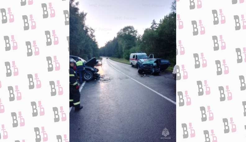 В Жуковском районе столкнулись «Киа» и «Джип»