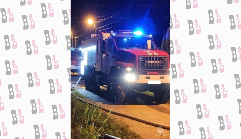 Ночью в калужской деревне сгорел дом