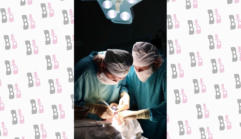 В Калужской области провели первую в России операцию по удалению рака щитовидки через ротовую полость 