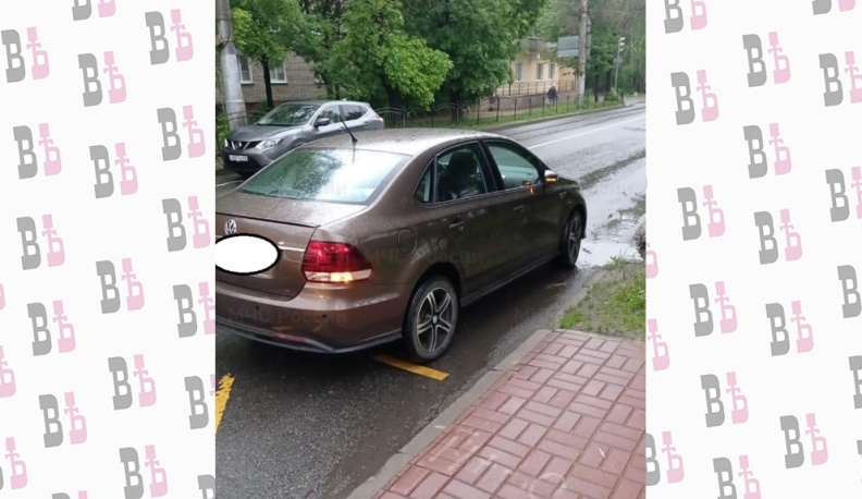 В Калуге Фольксваген сбил пешехода на переходе