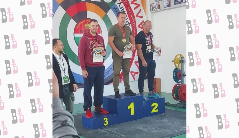 В Малоярославце собрались силачи со всей России