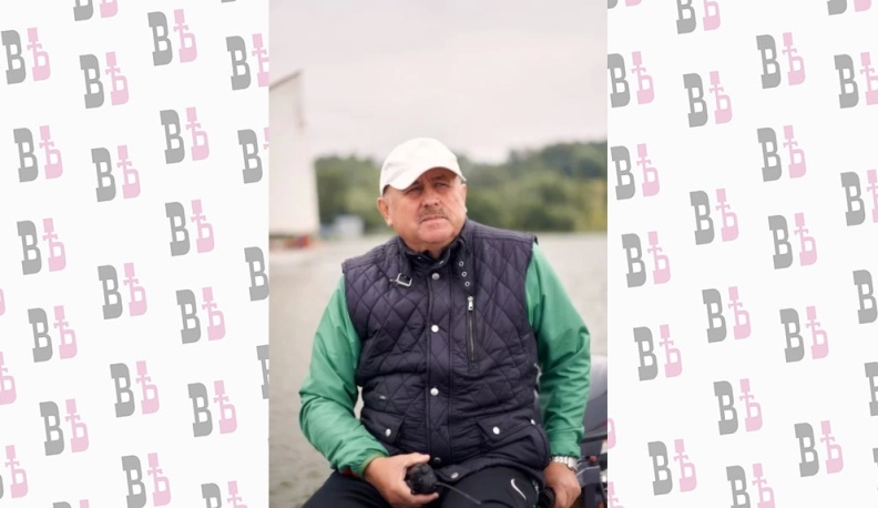 Замдиректора спортшколы олимпийского резерва по гребному спорту Вячеслава Иванова высказался в поддержку президента и российской армии