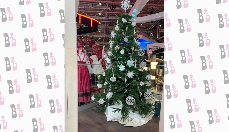 Экспозиция Калужской области на Международной выставке-форуме «Россия» обновила формат в преддверии Нового года