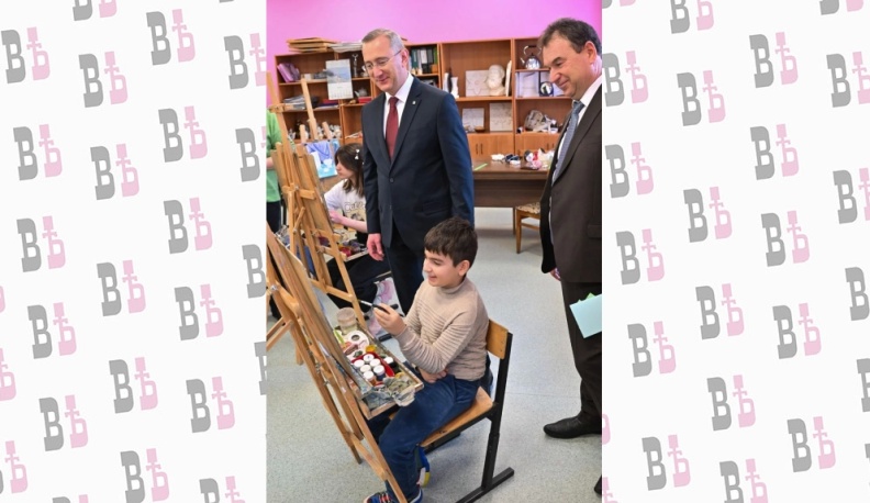 Владислав Шапша побывал в школе в Бабынине