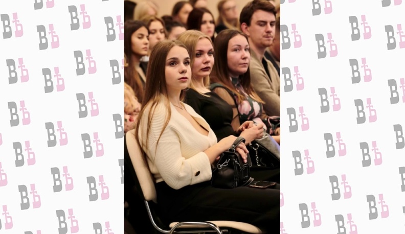 Александр Аникеев пообщался с молодыми учителями Калужской области