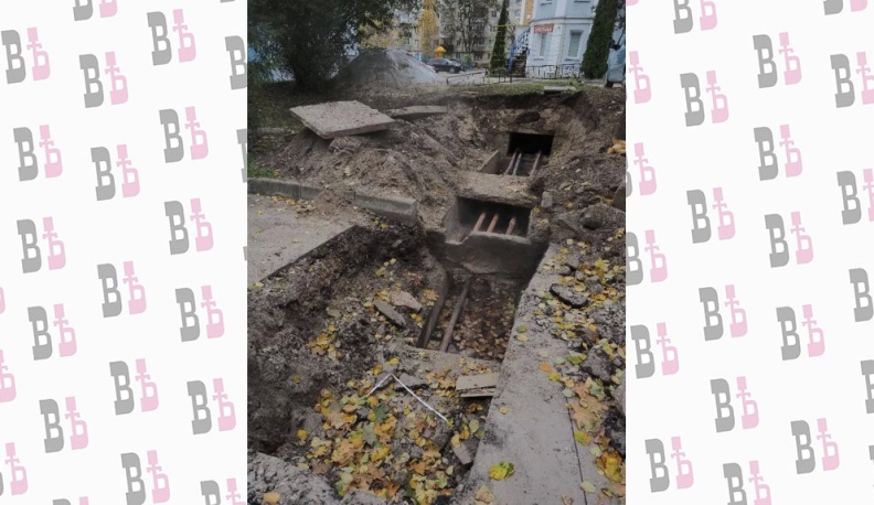 Разрытие во дворе дома  на ул. Королева, 51.