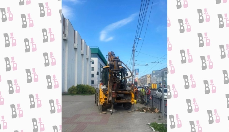 В Калуге на улице Ленина готовят территорию под посадку новых деревьев