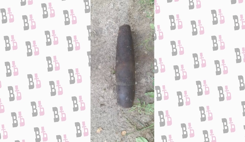 В Калужской области между двумя деревнями нашли старый снаряд