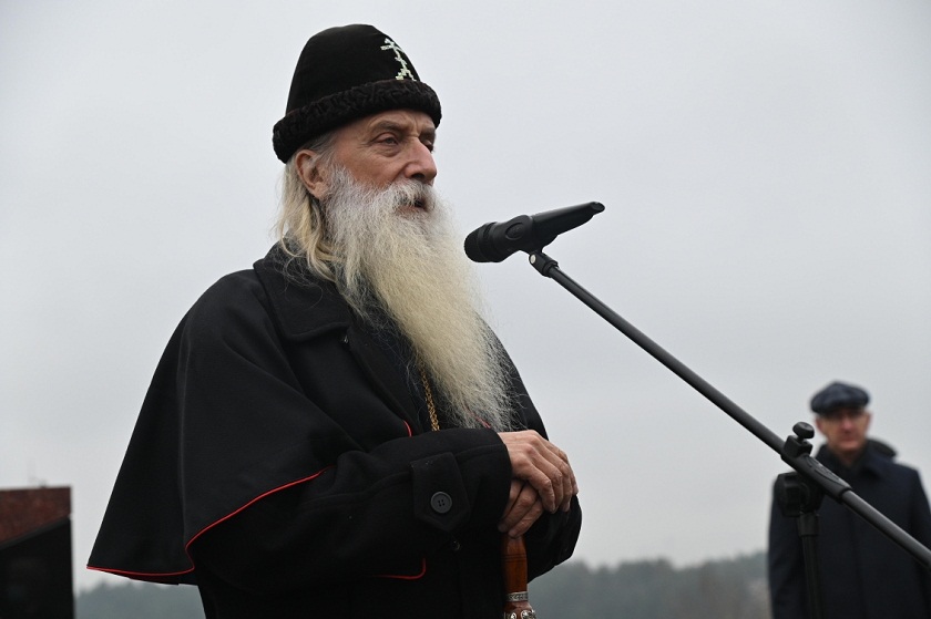 152730_170667.jpg 152730_170667.jpg