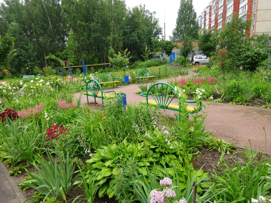 бульвар энтузиастов 8.jpg бульвар энтузиастов 8.jpg