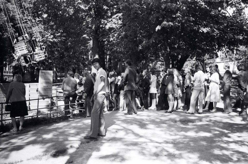 очередь на Аттракционы 70-е.jpg