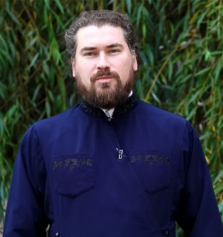 Протодиакон Сергий Комаров.jpg