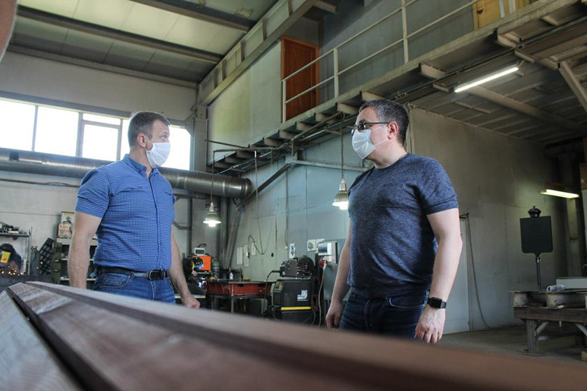 01HZH6M6BJI.jpg 01HZH6M6BJI.jpg