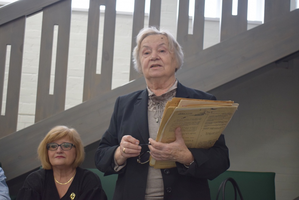 Нелли Платонова, зам. редактора журнала.JPG