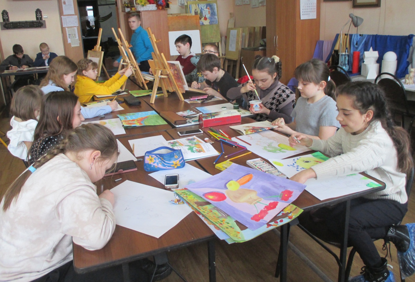 Занятие в изостудии «Акварелька».JPG