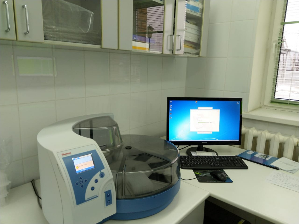 ПОЛУАВТОМАТИЧЕСКИЙ АНАЛИЗАТОР ДЛЯ ВЫДЕЛЕНИЯ рнк ВИРУСА COVID-19.jpg