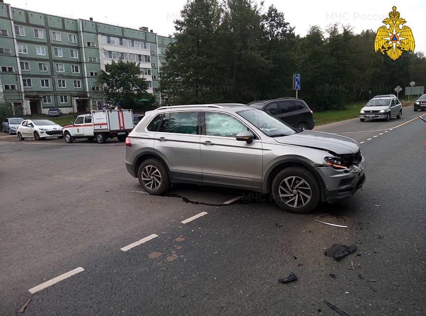 spasateli-mchs-prinimali-uchastie-v-likvidacii-dtp-v-zhukovskom-rayone-107-km-avtodorogi-a-130_16003204431033334409__2000x2000__watermark.jpg spasateli-mchs-prinimali-uchastie-v-likvidacii-dtp-v-zhukovskom-rayone-107-km-avtodorogi-a-130_16003204431033334409__2000x2000__watermark.jpg