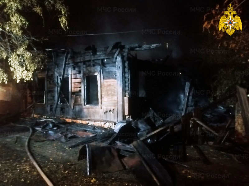 likvidaciya-pozhara-v-g-kaluga-ul-tulskaya_1602189753432138841__800x800__watermark.jpg