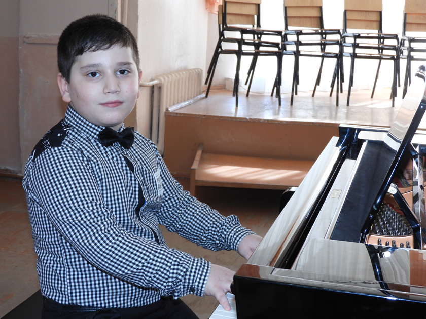 Артем Еганян, дипломант конкурса.JPG