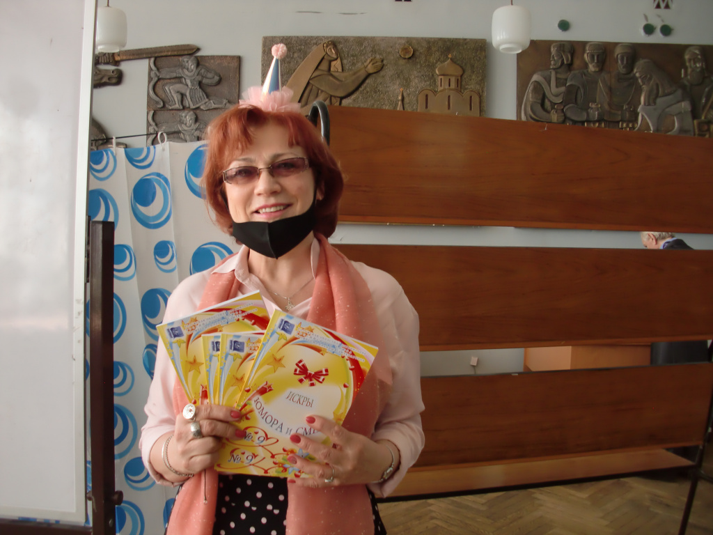 Светлана Сидорова, составитель сборника.JPG