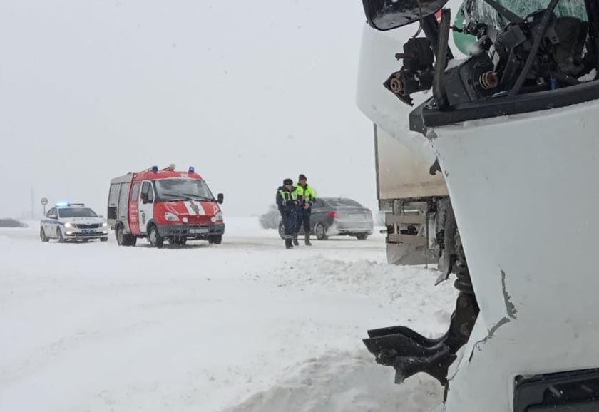 spasateli-mchs-prinimali-uchastie-v-likvidacii-dtp-v-duminichskom-rayone-286-km-avtodorogi-m-3-ukraina_1613127357548976340.jpg spasateli-mchs-prinimali-uchastie-v-likvidacii-dtp-v-duminichskom-rayone-286-km-avtodorogi-m-3-ukraina_1613127357548976340.jpg