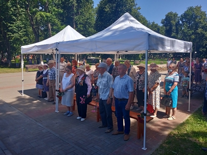 P10622-121045.jpg P10622-121045.jpg