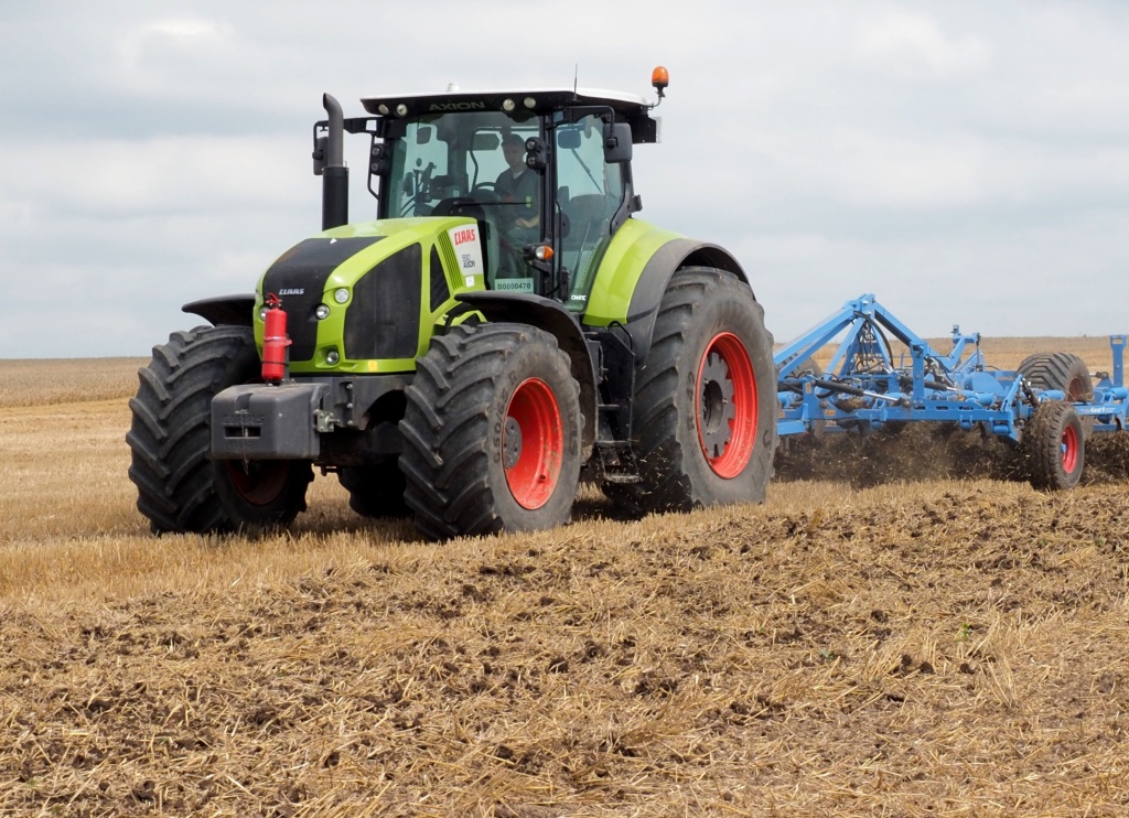 Весенне-полевые работы в ООО Агрофирма Мещовская.JPG