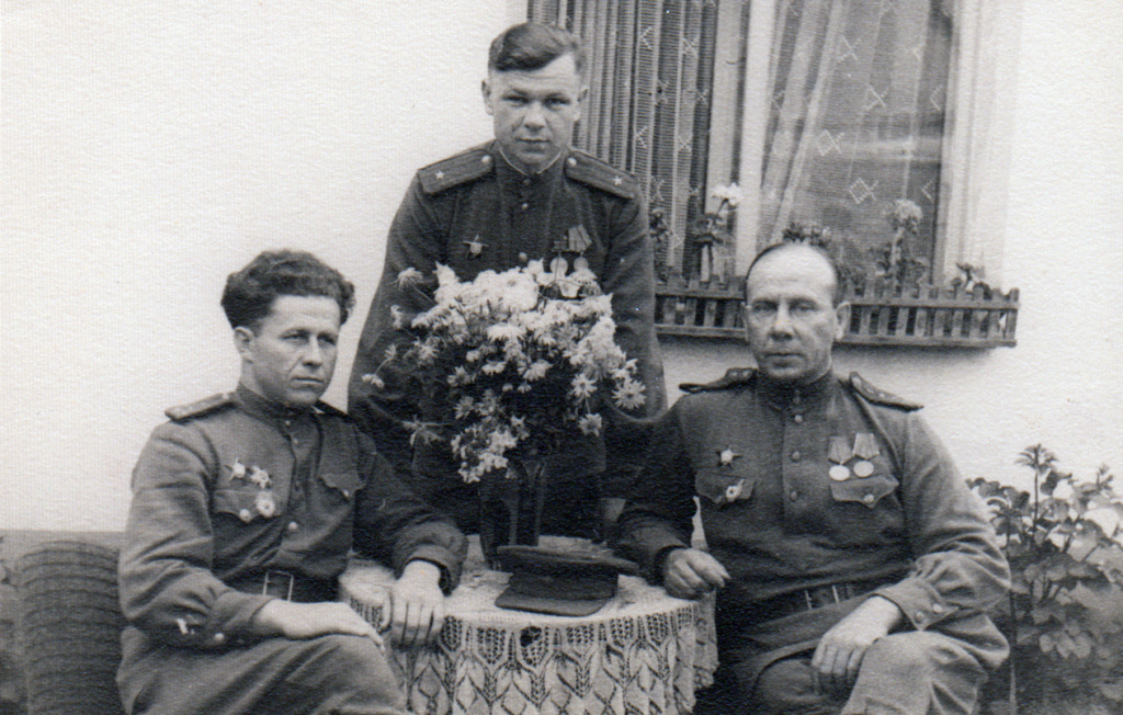 В Чехословакии 1945 год.jpg