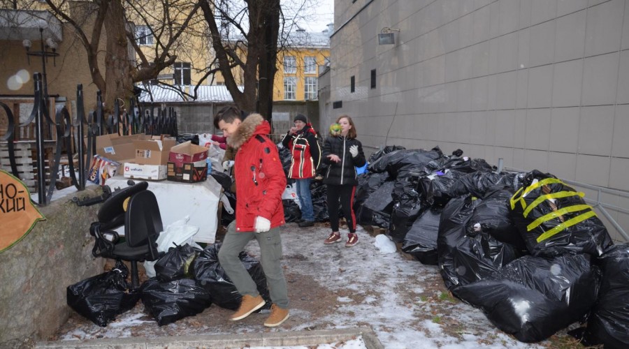 140294_154700.jpg 140294_154700.jpg